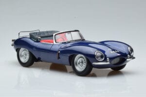 Jaguar XKSS Azul AUTOart 1:18 73510 Metal - imagem 6 de 9