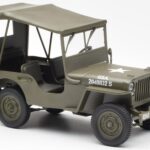 Jeep Willys Com Capota De Lona UT Models 1:18 - image 4 of 6