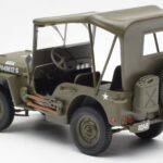 Jeep Willys Com Capota De Lona UT Models 1:18 - image 5 of 6