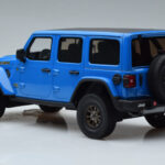 Jeep Wrangler Rubicon 392 Azul GT Spirit 1:18 - image 5 of 6