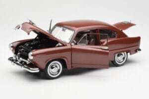 Kaiser Henry J Caribbean Coral Metallic Sun Star 1:18 5101 Metal - imagem 2 de 8