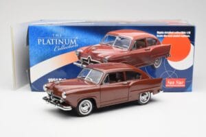 Kaiser Henry J Caribbean Coral Metallic Sun Star 1:18 5101 Metal - imagem 8 de 8
