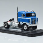 Kenworth Bullnose Azul IXO 1:43 - image 4 of 6