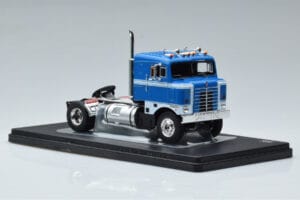 Kenworth Bullnose Azul IXO 1:43 TR154 Metal - imagem 4 de 6