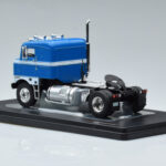 Kenworth Bullnose Azul IXO 1:43 - image 5 of 6