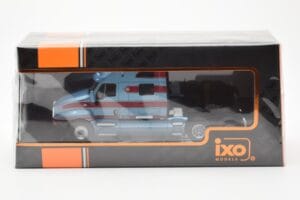 Kenworth T2000 Azul Claro Vermelho IXO 1:43 TR180 Metal - imagem 3 de 4