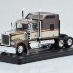 Kenworth W900 Castanho IXO 1:43