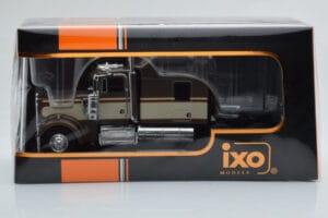 Kenworth W900 Castanho IXO 1:43 TR145 Metal - imagem 4 de 4