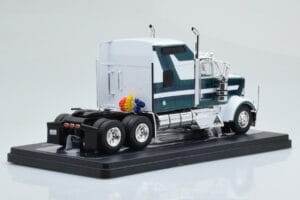 Kenworth W900 Verde Branco IXO 1:43 TR164 Metal - imagem 2 de 6