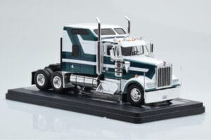 Kenworth W900 Verde Branco IXO 1:43 TR164 Metal - imagem 4 de 6