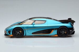 Koenigsegg Agera RSR Azul GT Spirit 1:18 GT390 Resina - imagem 3 de 9