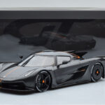 Koenigsegg Jesko Absolut Graphite Cinzento Asia Exclusive GT Spirit 1:18 - image 6 of 6