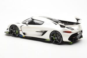 Koenigsegg Jesko Attack Branco GT Spirit 1:18 GT389 Resina - imagem 5 de 6