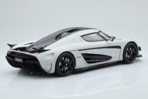 Koenigsegg Regera Cinzento Asia Exclusive GT Spirit 1:18 CLDC026 Resina - imagem 2 de 5