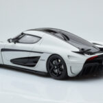 Koenigsegg Regera Cinzento Asia Exclusive GT Spirit 1:18 - image 4 of 5