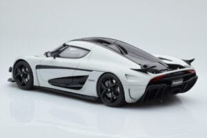 Koenigsegg Regera Cinzento Asia Exclusive GT Spirit 1:18 CLDC026 Resina - imagem 4 de 5