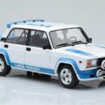 Lada 2105 VFTS Branco IXO 1:18 - image 4 of 6