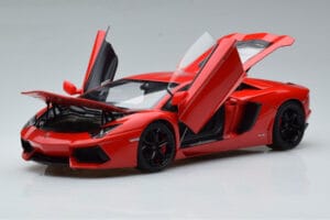 Lamborghini Aventador LP700-4 Andromeda Vermelho AUTOart 1:18 74669 Metal - imagem 2 de 10