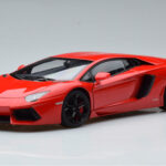 Lamborghini Aventador LP700-4 Andromeda Vermelho AUTOart 1:18