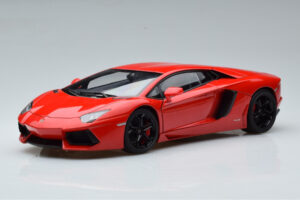 Lamborghini Aventador LP700-4 Andromeda Vermelho AUTOart 1:18