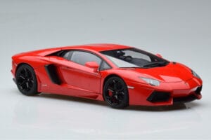 Lamborghini Aventador LP700-4 Andromeda Vermelho AUTOart 1:18 74669 Metal - imagem 6 de 10