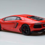 Lamborghini Aventador LP700-4 Andromeda Vermelho AUTOart 1:18 - image 7 of 10