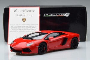 Lamborghini Aventador LP700-4 Andromeda Vermelho AUTOart 1:18 74669 Metal - imagem 10 de 10