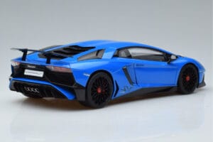 Lamborghini Aventador LP750-4 SV Azul AUTOart 1:18 74559 Compósito - imagem 3 de 8