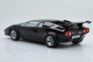Lamborghini Countach LP5000S Preto AUTOart 1:18 74533 Metal - imagem 7 de 10