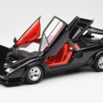 Lamborghini Countach LP 5000 Quattrovalvole Preto Kyosho 1:18 08320BK - image 2 of 8