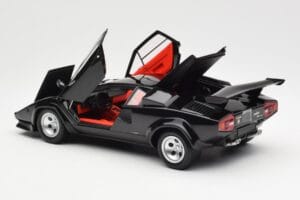 Lamborghini Countach LP 5000 Quattrovalvole Preto Kyosho 1:18 08320BK Metal - imagem 5 de 8