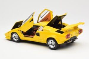 Lamborghini Countach LP 5000 Quattrovalvole Amarelo Kyosho 1:18 08320Y Metal - imagem 5 de 8
