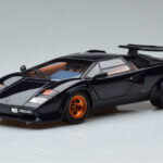 Lamborghini Countach LP500S Walter Wolf Azul Escuro Kyosho 1:18