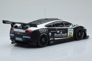 Lamborghini Gallardo LP600+ GT3 Reiter Engineering #24 N. Hayek / P. Kox ADAC GT Masters 2011 Minichamps 1:18 151111124 Metal - imagem 2 de 6