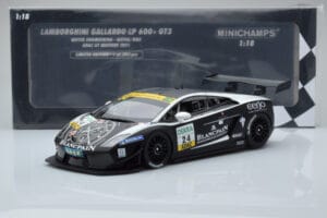 Lamborghini Gallardo LP600+ GT3 Reiter Engineering #24 N. Hayek / P. Kox ADAC GT Masters 2011 Minichamps 1:18 151111124 Metal - imagem 6 de 6