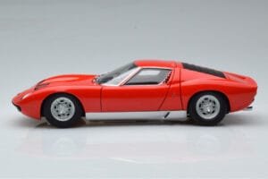 Lamborghini Miura SV Vermelho AUTOart 1:18 74543 Metal - imagem 5 de 8