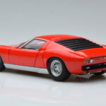 Lamborghini Miura SV Vermelho AUTOart 1:18 - image 7 of 8