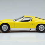 Lamborghini Miura SV Amarelo Kyosho 1:18 - image 5 of 11