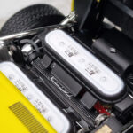 Lamborghini Miura SV Amarelo Kyosho 1:18 - image 9 of 11