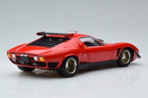 Lamborghini Miura SVR Vermelho Kyosho 1:18 08319RBK Metal - imagem 3 de 9