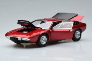 Lamborghini Urraco P250 Vermelho Kyosho 1:18 08446R Metal - imagem 2 de 10
