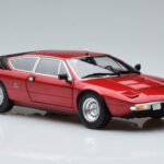 Lamborghini Urraco P250 Vermelho Kyosho 1:18 - image 6 of 10