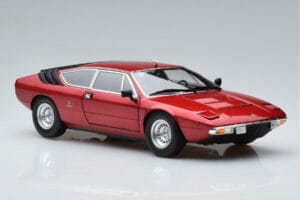 Lamborghini Urraco P250 Vermelho Kyosho 1:18 08446R Metal - imagem 6 de 10