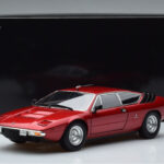 Lamborghini Urraco P250 Vermelho Kyosho 1:18 - image 10 of 10