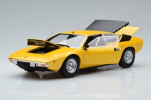 Lamborghini Urraco Amarelo Kyosho 1:18 08446GY Metal - imagem 2 de 10