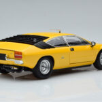Lamborghini Urraco Amarelo Kyosho 1:18 - image 3 of 10
