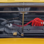 Lamborghini Urraco Amarelo Kyosho 1:18 - image 9 of 10