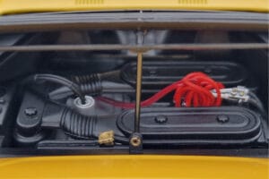 Lamborghini Urraco Amarelo Kyosho 1:18 08446GY Metal - imagem 9 de 10