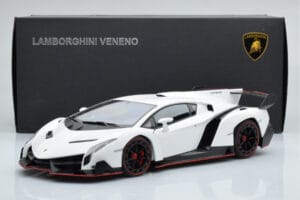 Lamborghini Veneno Branco AUTOart 1:18 74507 Metal - imagem 8 de 8
