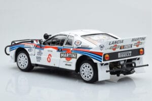 Lancia 037 Martini #8 A. Bettega / M. Perissinot Safari Rally 1985 Kyosho 1:18 08306J Metal - imagem 7 de 8